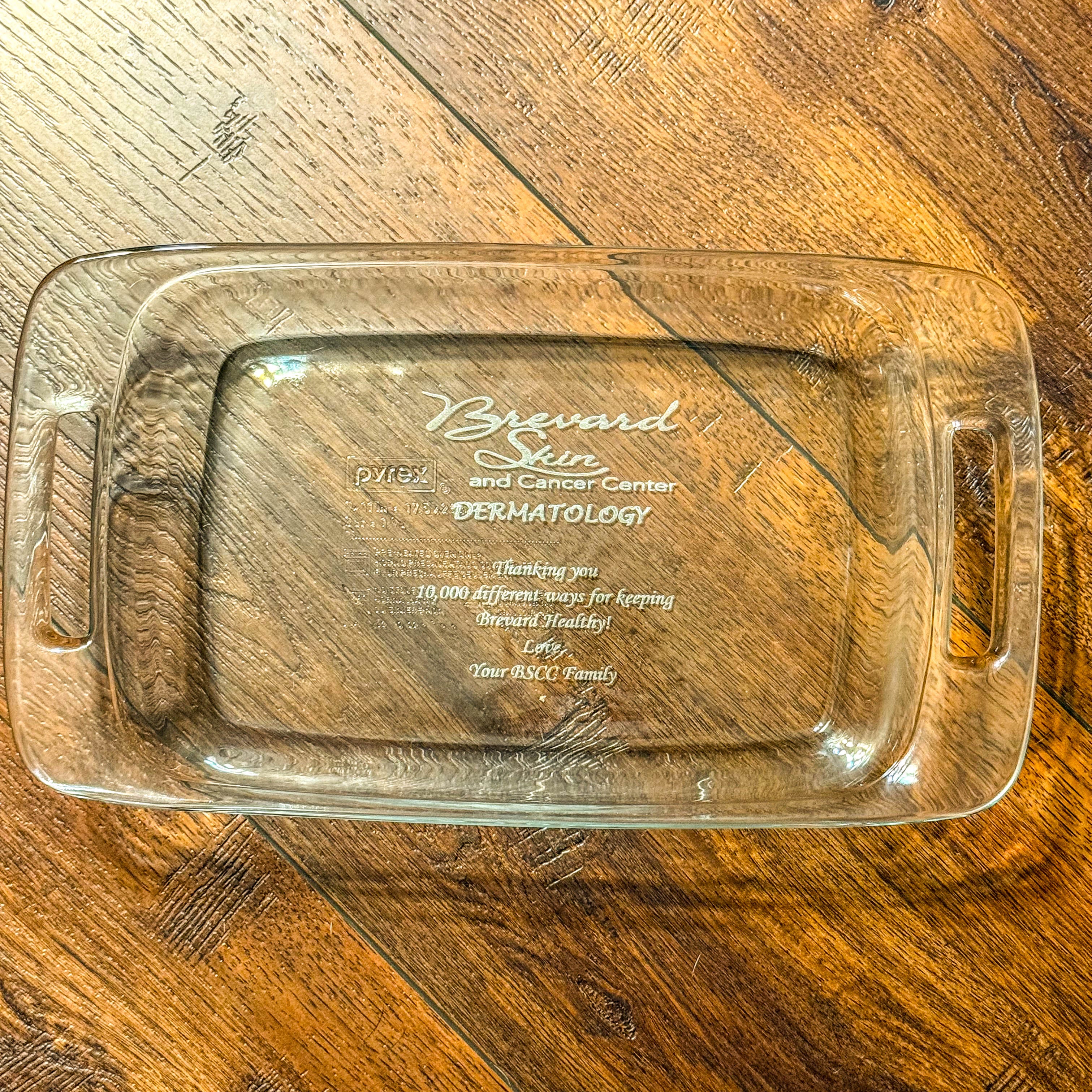 Custom logo laser engrave Pyrex dish